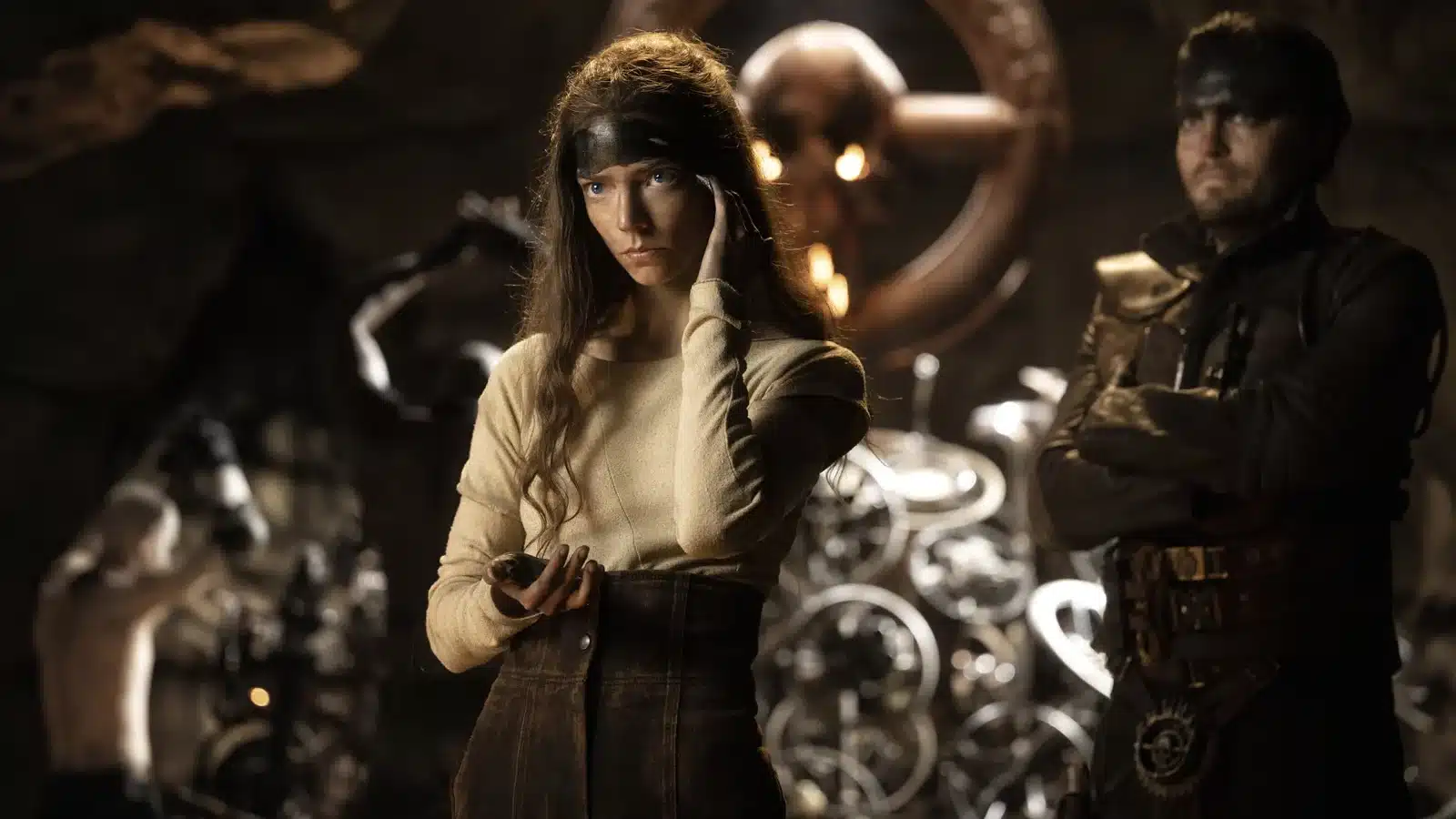 photo du film furiosa : une saga mad max avec anya taylor-joy et chris hemsworth