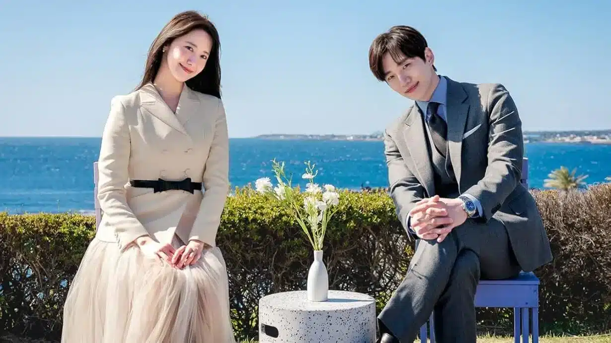 poster l'empire du sourire avec yoona et Lee Jun-ho