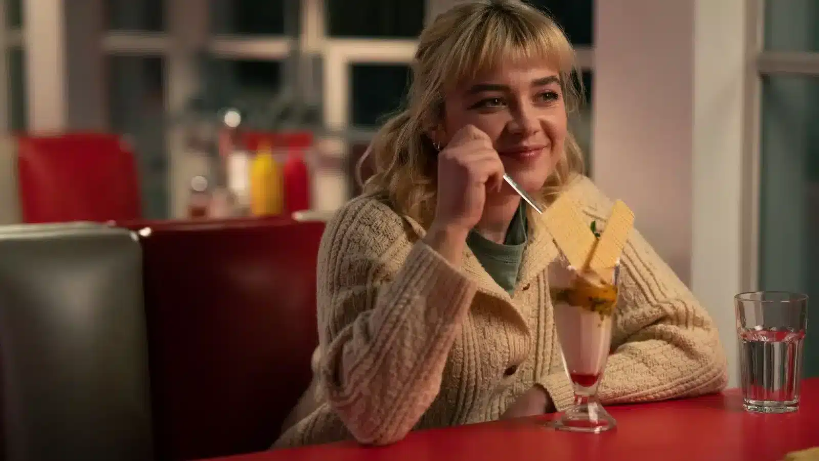 photo l'amour au présent de John Crowley avec Andrew Garfield, Florence Pugh