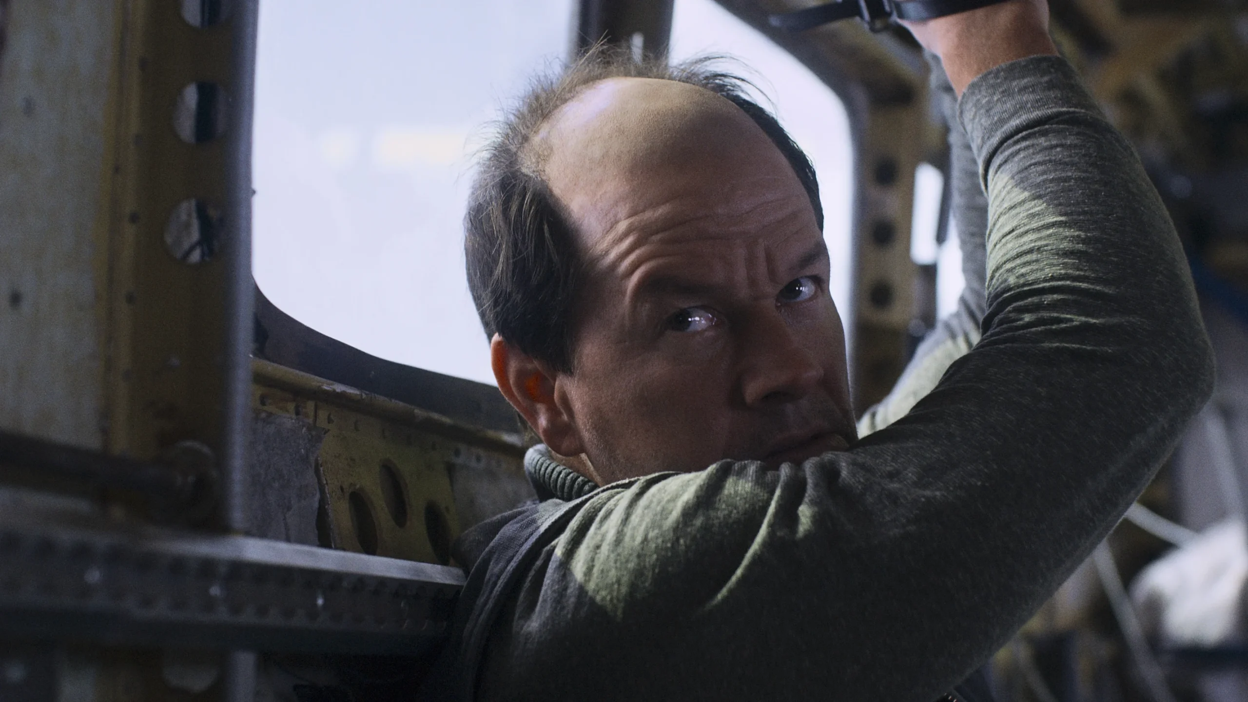photo film vol à haute risque de Mel Gibson avec Mark Wahlberg, Michelle Dockery, Topher Grace