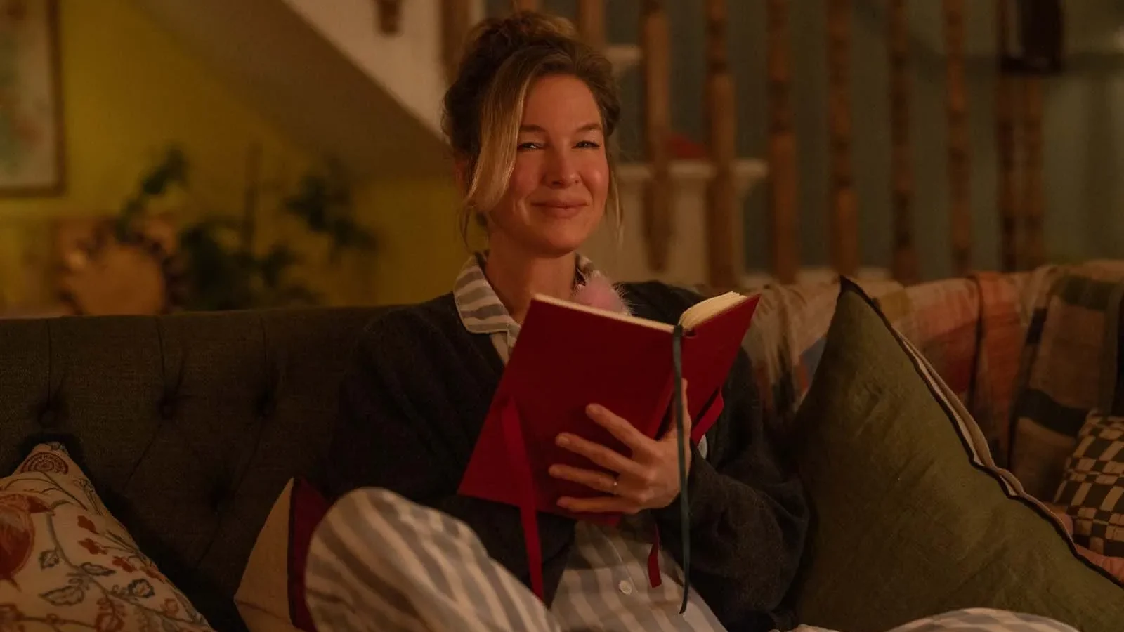 photo Bridget Jones : folle de lui réalisé par Michael Morris avec Renée Zellweger, Chiwetel Ejiofor, Leo Woodall, Sally Phillips