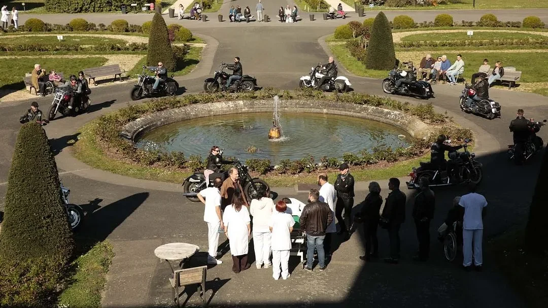 photo film le dernier souffle réalisé par Costa-Gavras avec Denis Podalydès, Kad Merad, Marilyne Canto, Charlotte Rampling