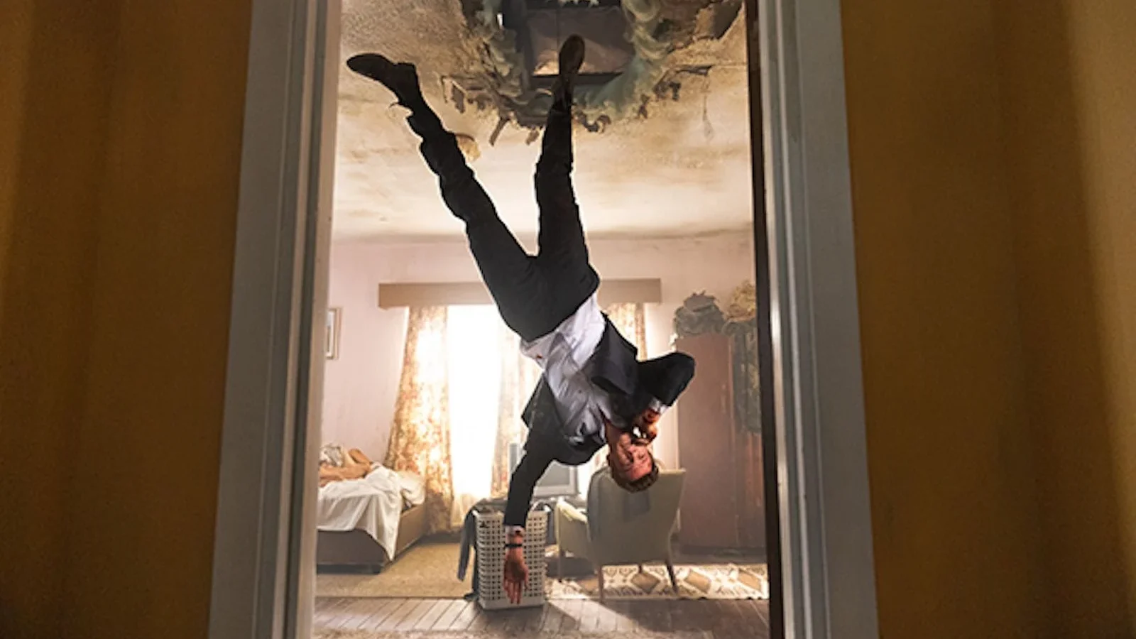 photo du film novocaine réalisé par  Dan Berk et Robert Olsen avec Jack Quaid, Amber Midthunder, Ray Nicholson