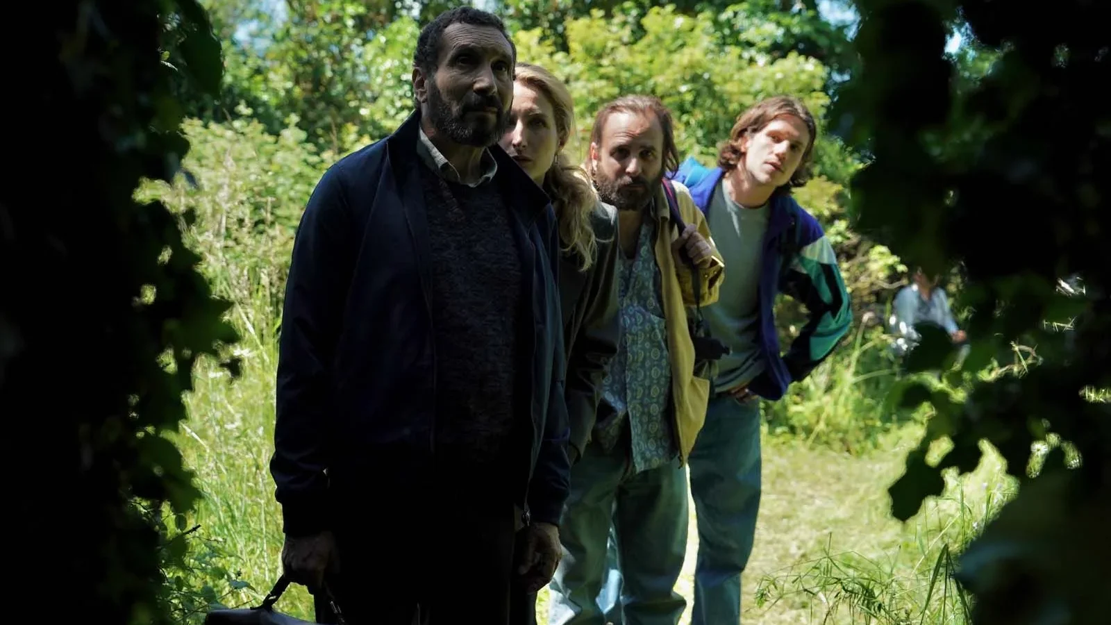 photo la venue de l'avenir réalisé par Cédric Klapisch avec Suzanne Lindon, Abraham Wapler, Vincent Macaigne, Julia Piaton, Zinedine Soualem, Cécile de France