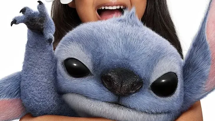 poster lilo et stitch réalisé par Dean Fleischer Camp avec Sydney Elizebeth Agudong, Chris Sanders, Maia Kealoha